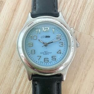 GloBlu ladies round blue dial silver tone watch NEW BATTERY